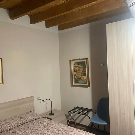 La Casa Di Enea Bed & Breakfast Goito (Lombardy)